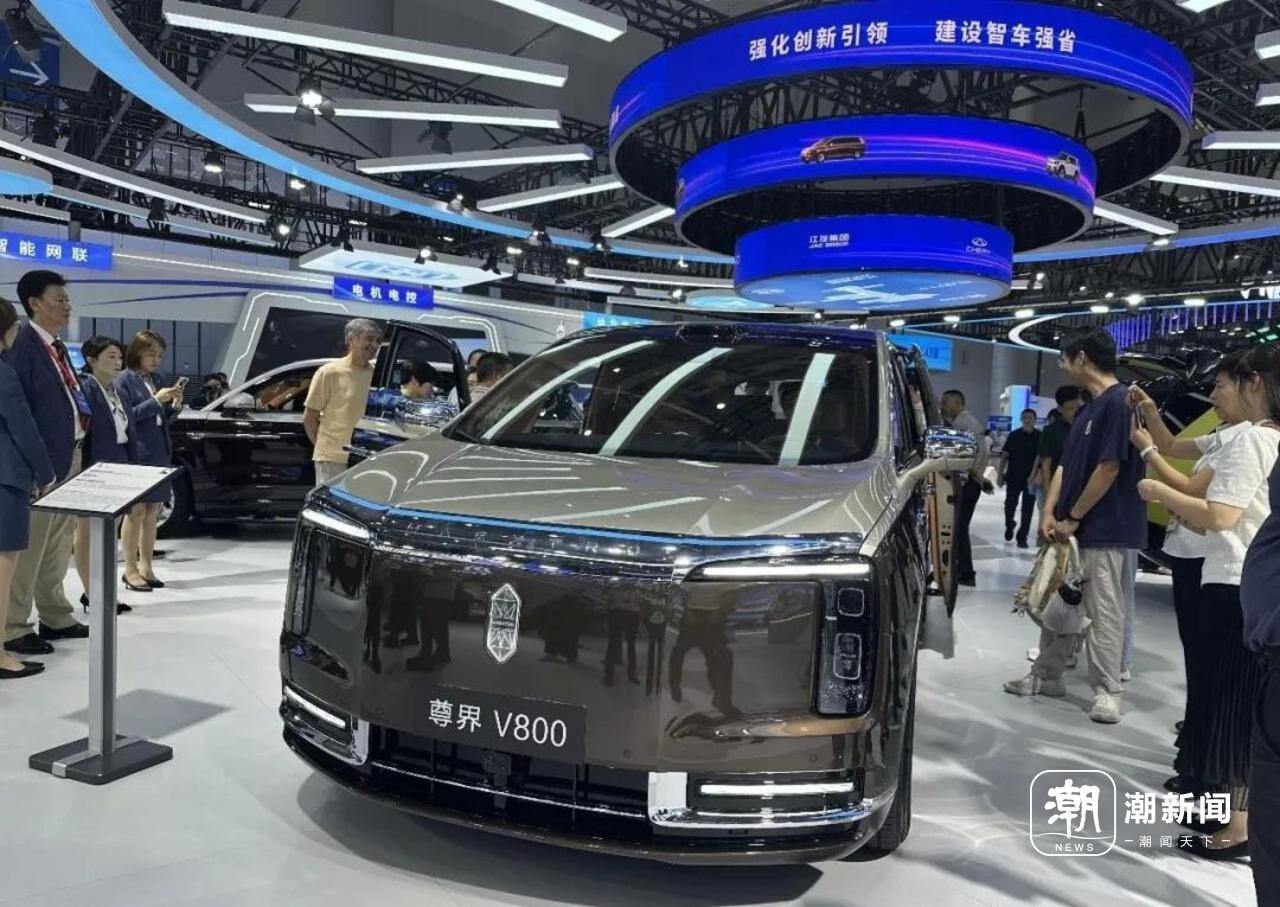 2102562589916467200.webp 图片