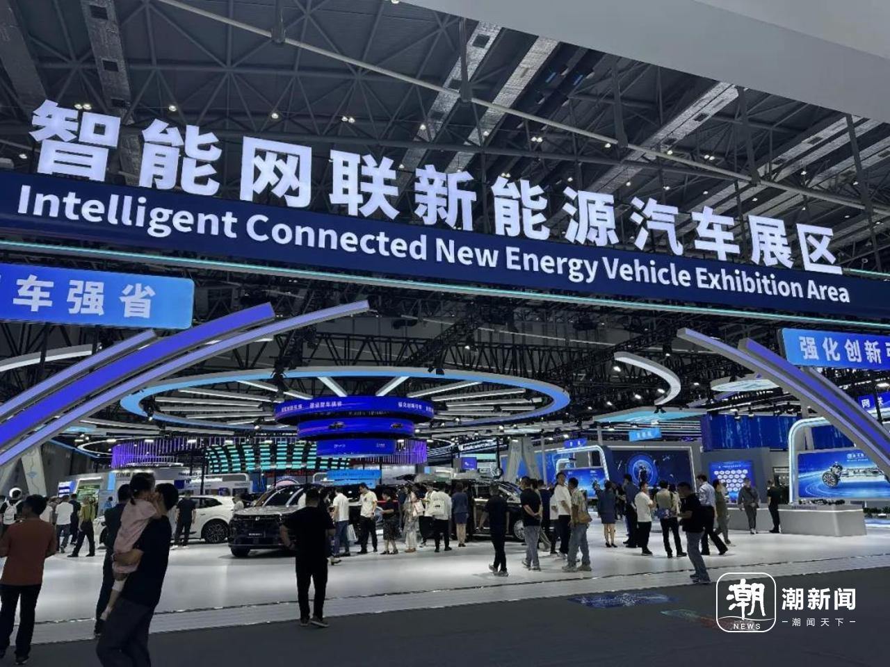 2102562590981820416.webp 图片