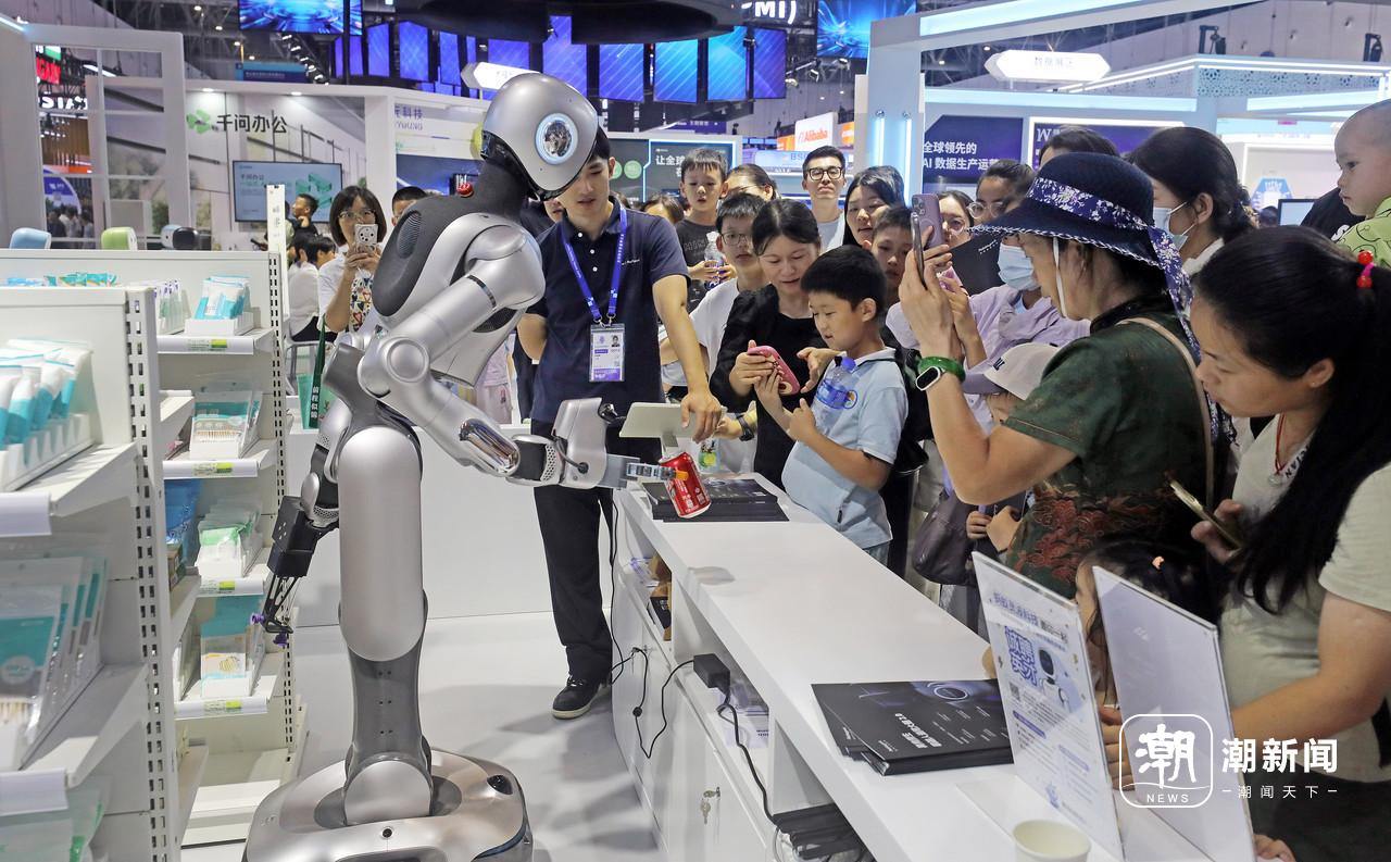2104158010992431104_1280px.jpg
