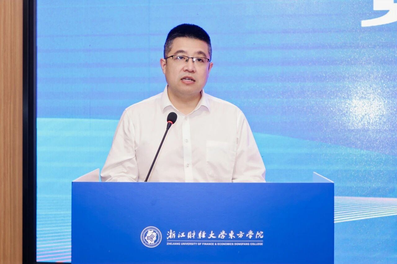 李初.jpg